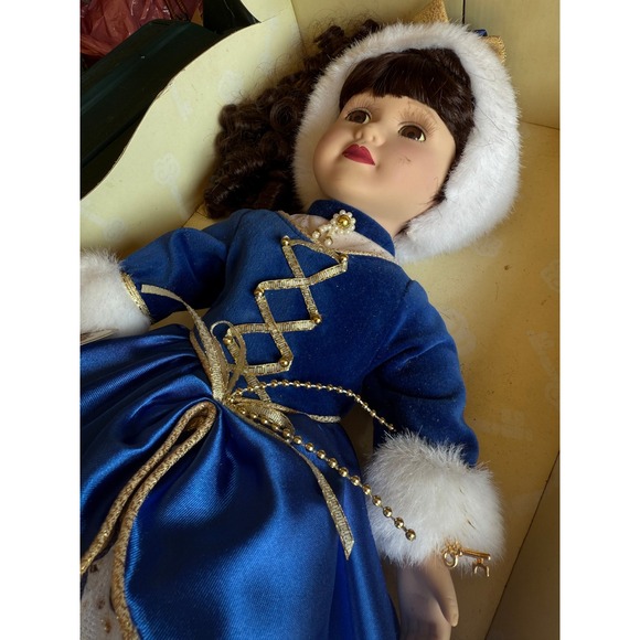 Victorian Star Collection Genuine Porcelain Doll Blue Ice Skater New in Box - Picture 1 of 12
